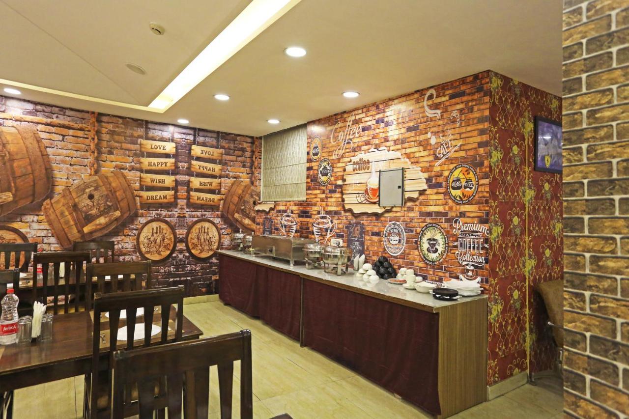 Hotel D'Capitol - Delhi Airport New Delhi Eksteriør bilde