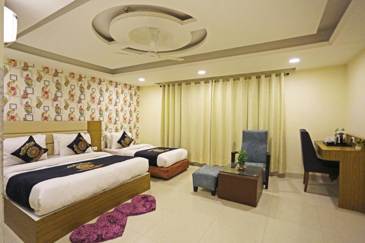 Hotel D'Capitol - Delhi Airport New Delhi Eksteriør bilde